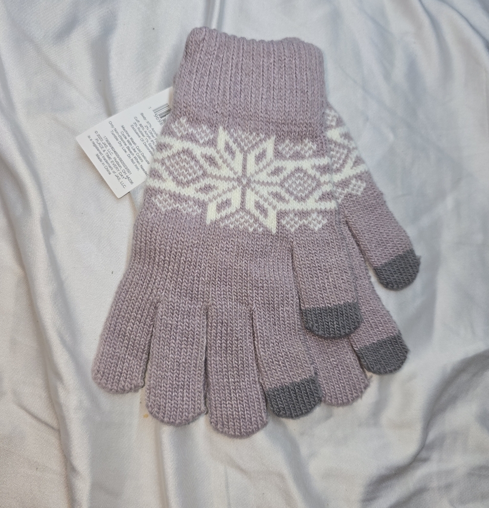 Lot of 2 NWT Girls Gloves Place & Time 1 Cozy Pink Pair 1 Pair of Texting Gloves